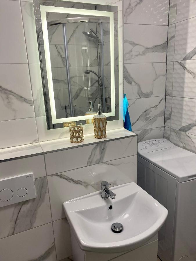Szmaragdowy Zakatek Apartment กัวกูฟ ภายนอก รูปภาพ